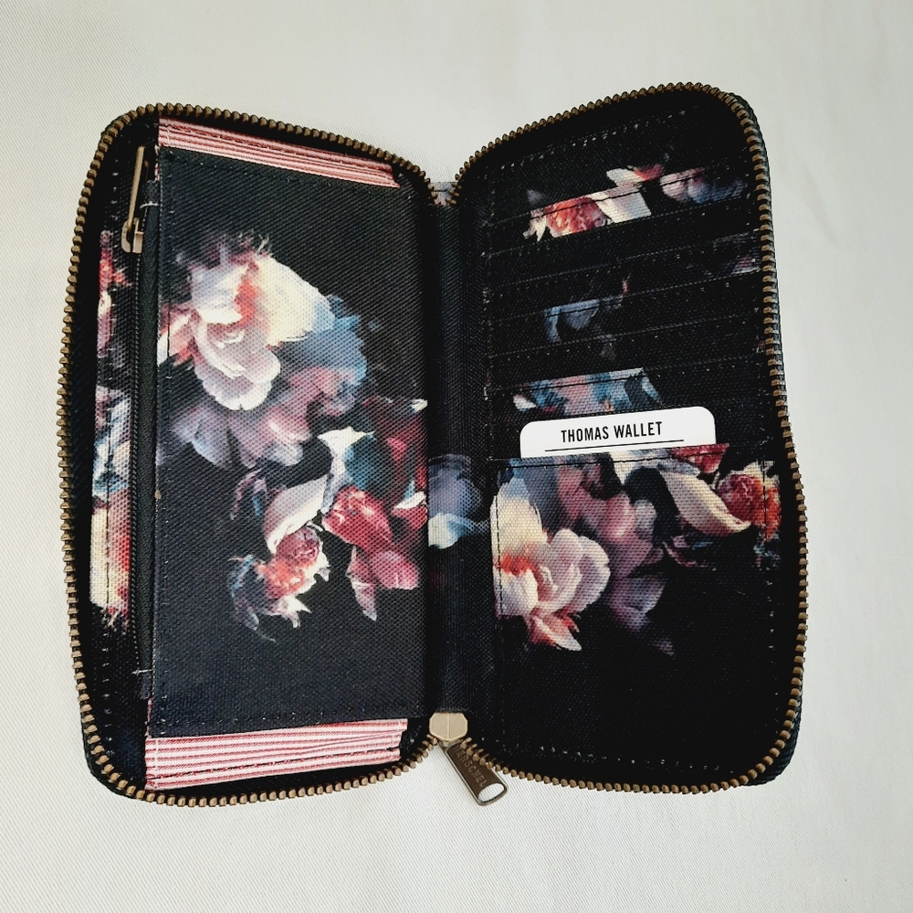 Herschel Supply Company black gothic floral Thomas zipper wallet NWT - Picture 5 of 5